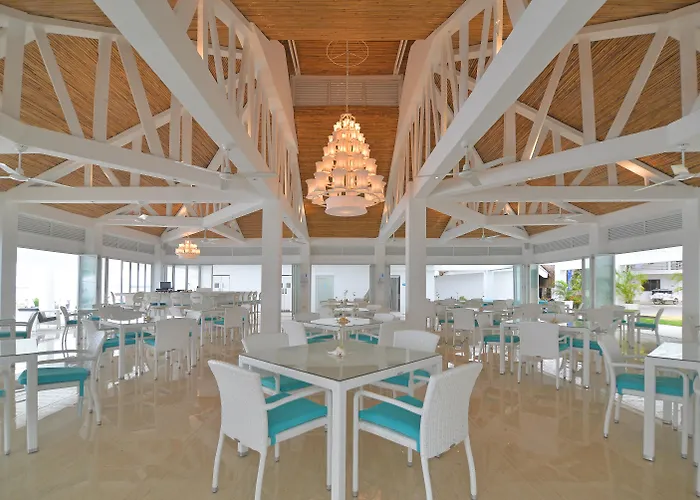 Pacific Cebu Resort 3*