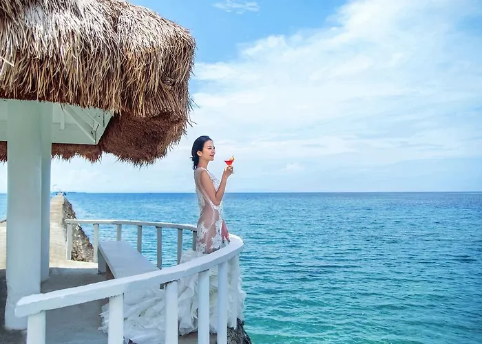 Resort Pacific Cebu 3*