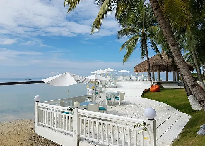 Pacific Cebu Resort 3*